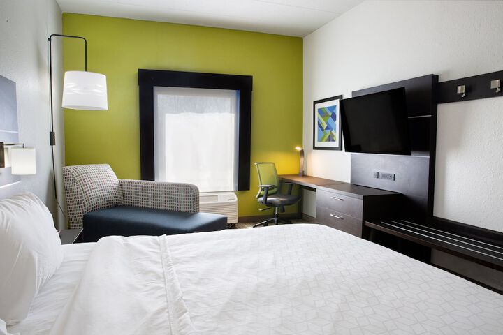 Room 19 of 47