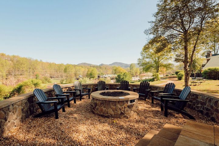 Tremont Lodge & Resort