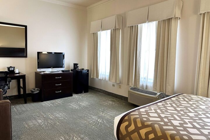 Room 14 of 62