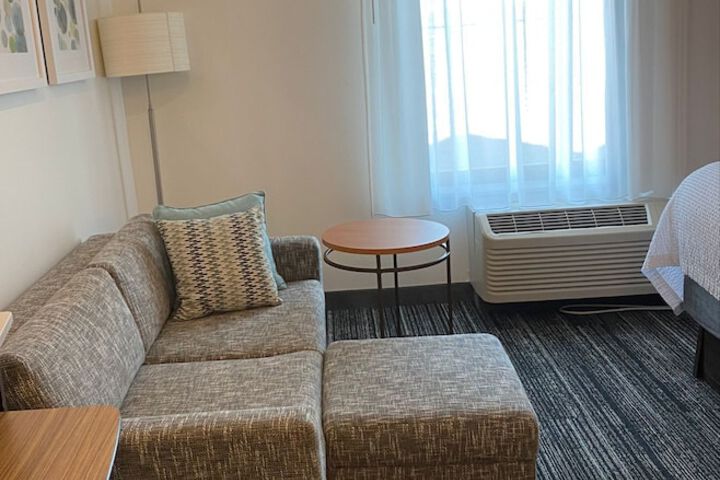 Room 31 of 51