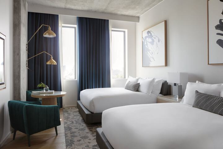 Room 25 of 105
