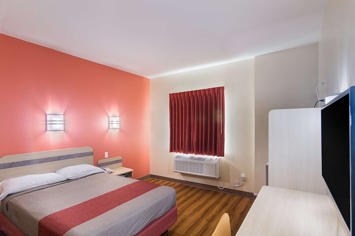 Room 45 of 56