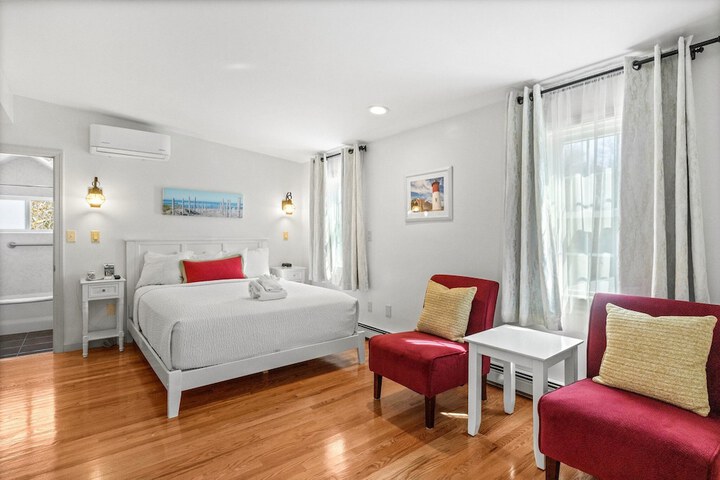 Room 30 of 55