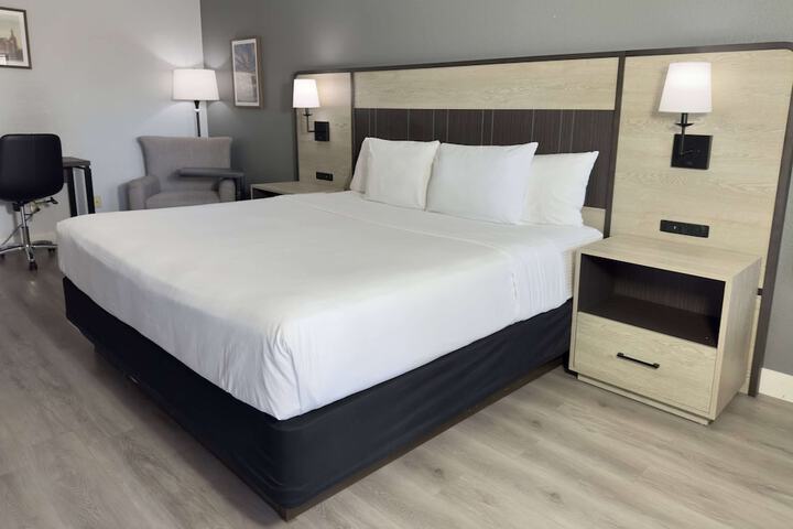 Room 22 of 46