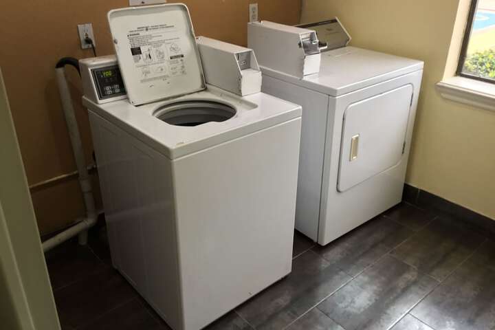 Studio 6 Suites – Pasadena TX