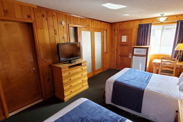 Room 26 of 145