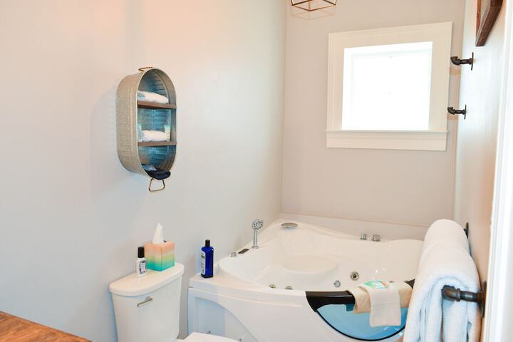 Room 32 of 164