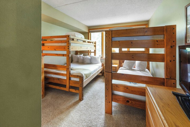 Evergreen Condominiums by Vail Resorts