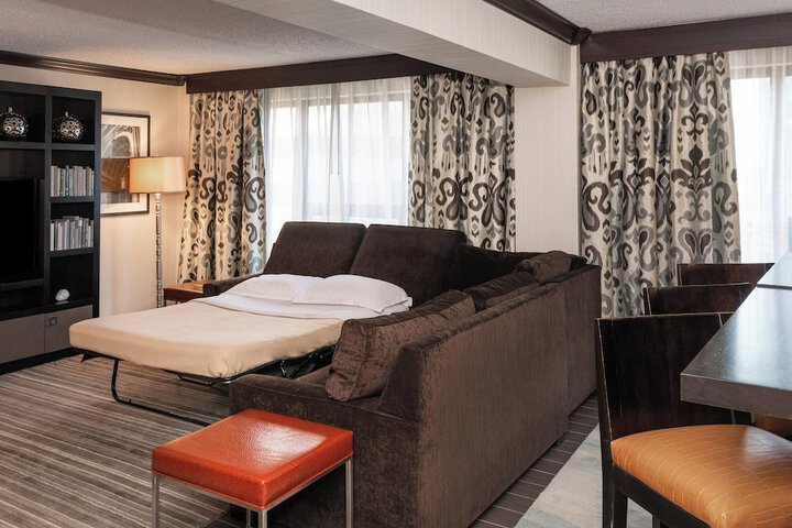 Room 44 of 110