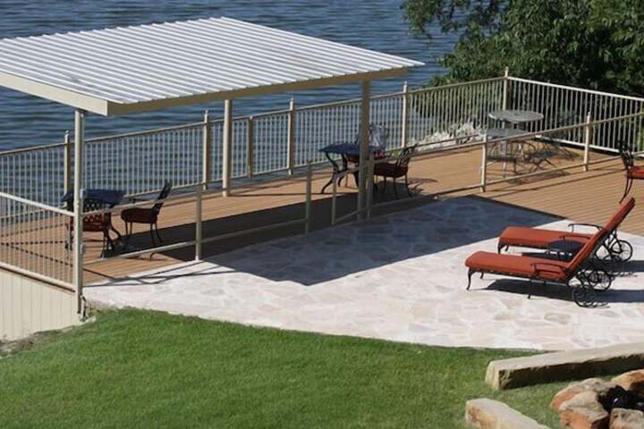 Sundeck 24 of 29