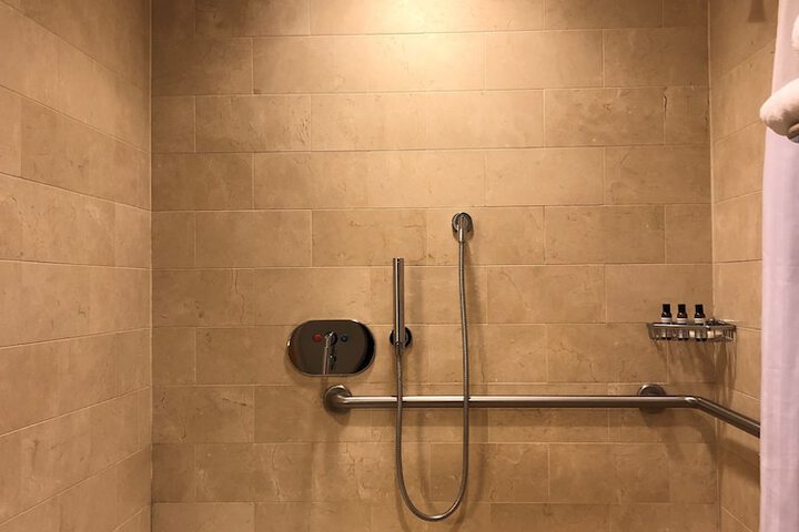 Room 38 of 54