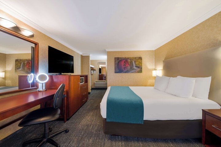 Room 46 of 56