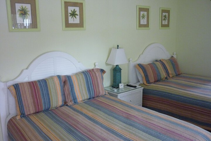 Room 12 of 42