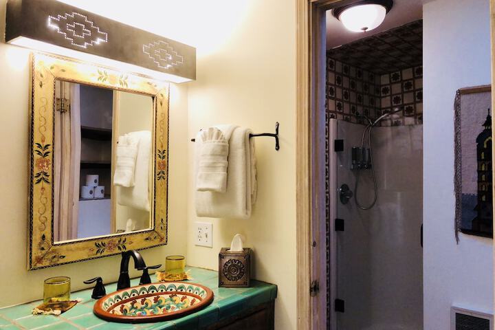 Room 20 of 80