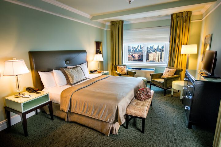 Room 34 of 60