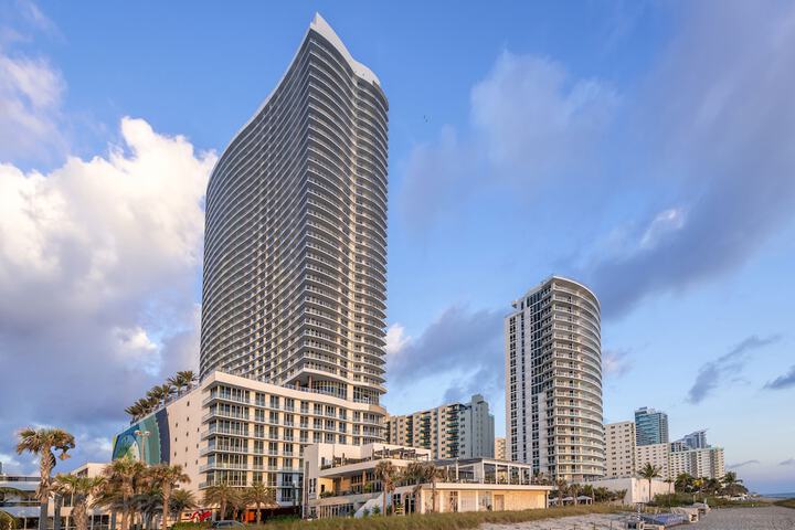 Lyfe Resort & Residences