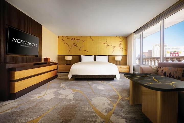 Room 26 of 70