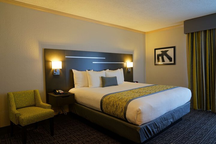 Best Western Plus Morristown Conference Center Hotel
