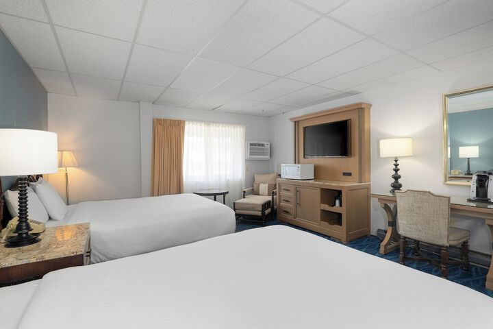 Boothbay Harbor Inn