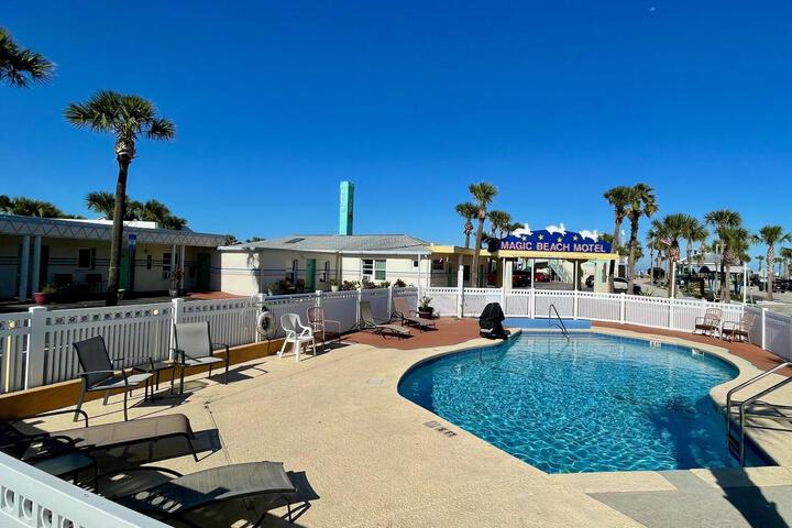 Magic Beach Motel