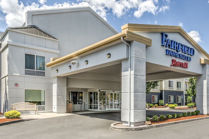 Hotel 2 of 48