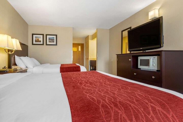 Room 11 of 36