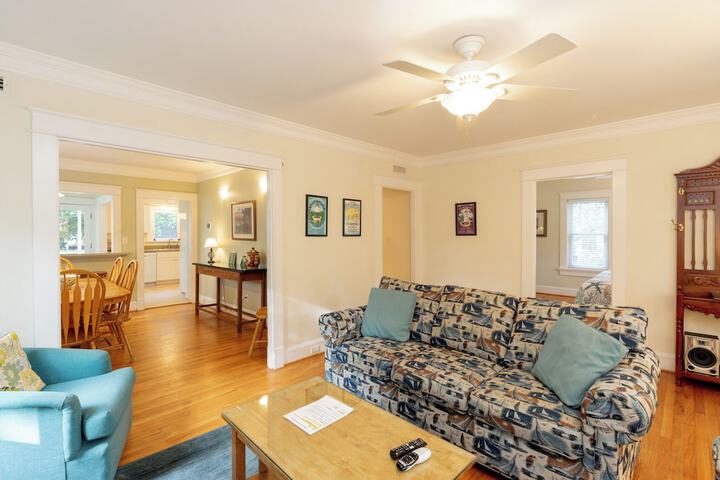 Ocracoke Harbor Inn