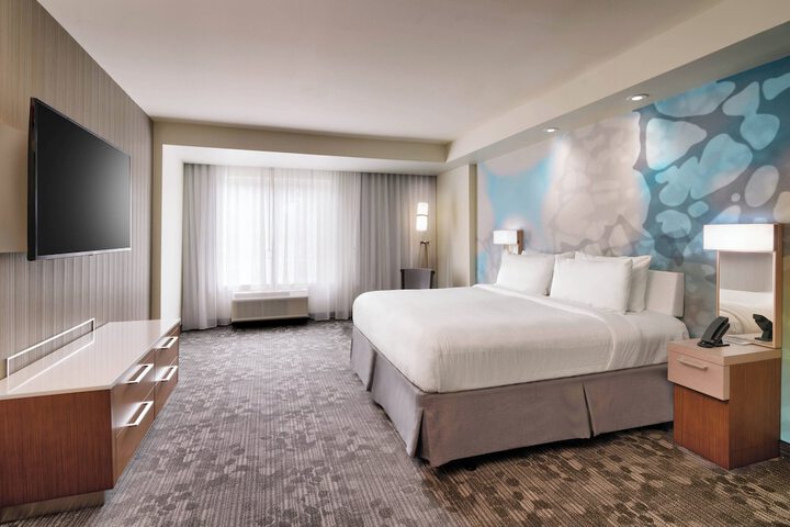 Room 21 of 44