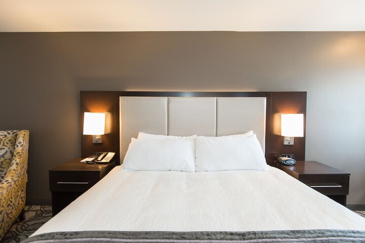 Room 16 of 50