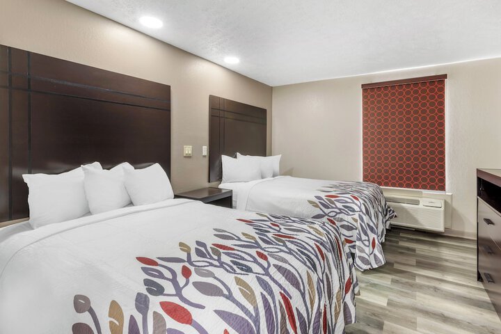 Room 26 of 35