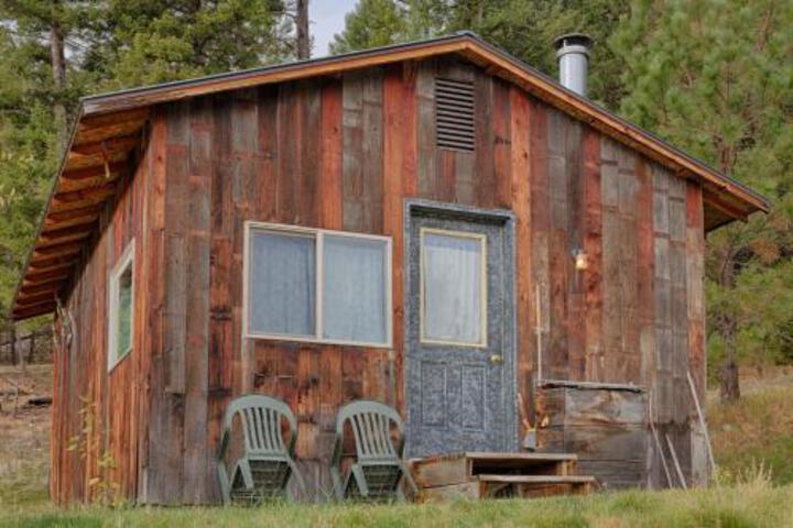 Cosmos Cabin