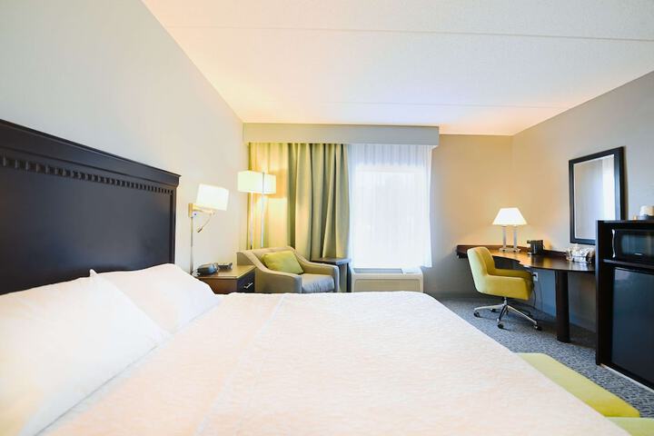 Room 4 of 24