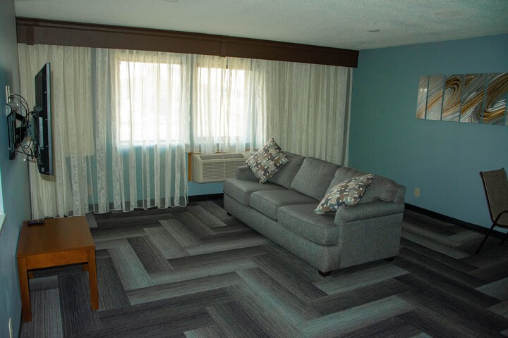 Room 34 of 42
