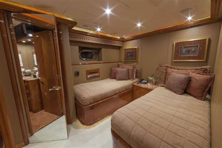 Room 3 of 15