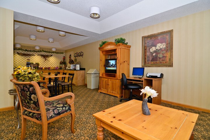 Peach State Inn & Suites