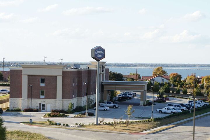 Hampton Inn Dallas-Rockwall