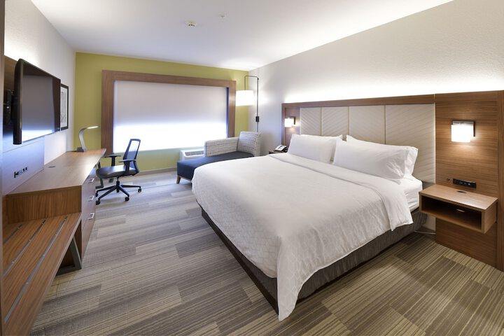 Holiday Inn Express & Suites Millersburg by IHG