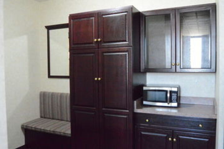 Travelodge by Wyndham Conference Centre & Suites Whitecourt