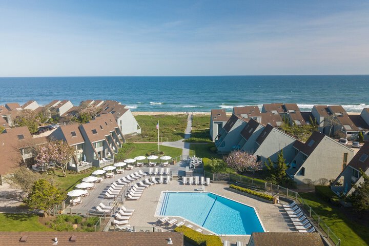 The Surf Club