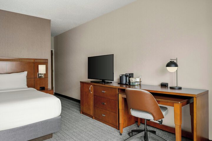 Courtyard by Marriott Detroit Livonia