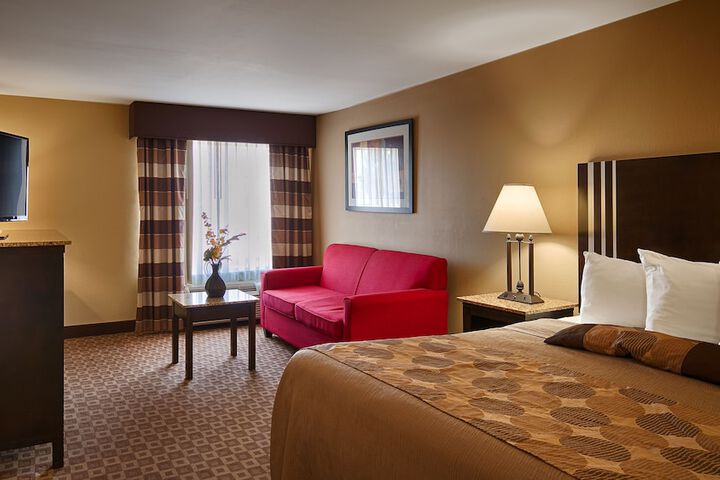 Room 27 of 53