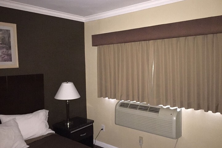 Room 36 of 51