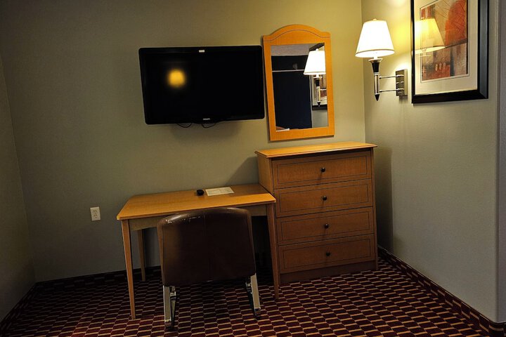 Room 18 of 49