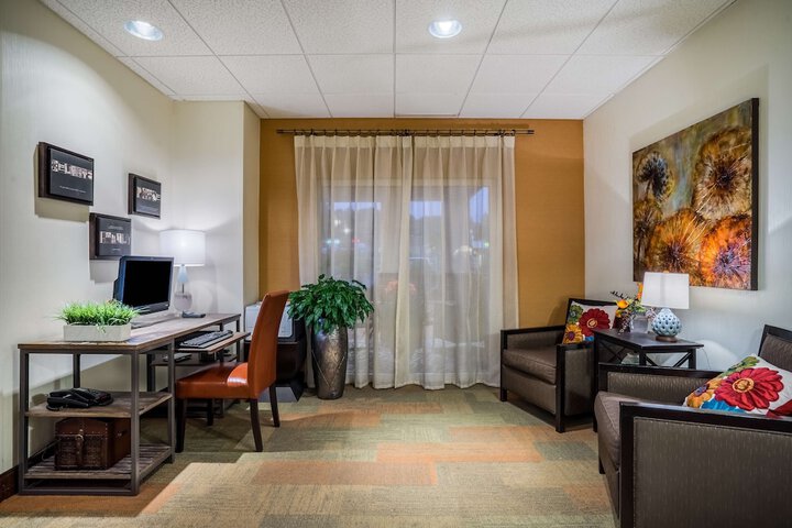 Business Center 45 of 45