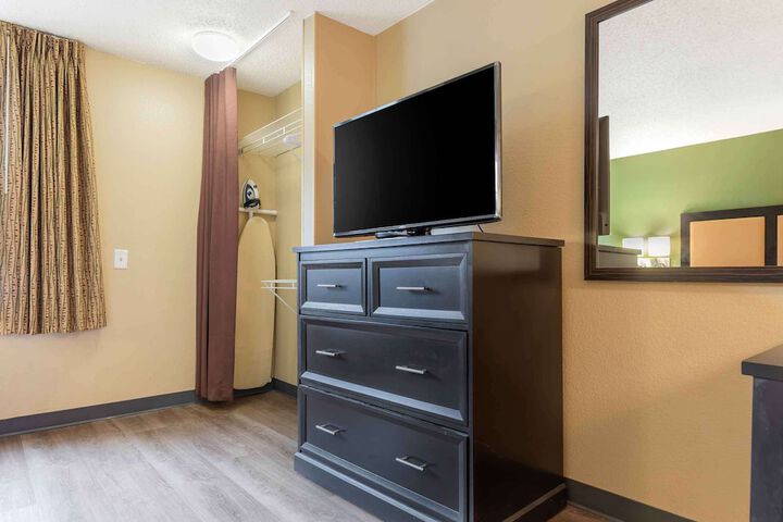 Room 22 of 29