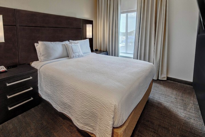 Room 41 of 60