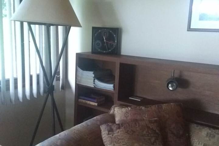 Room 10 of 24
