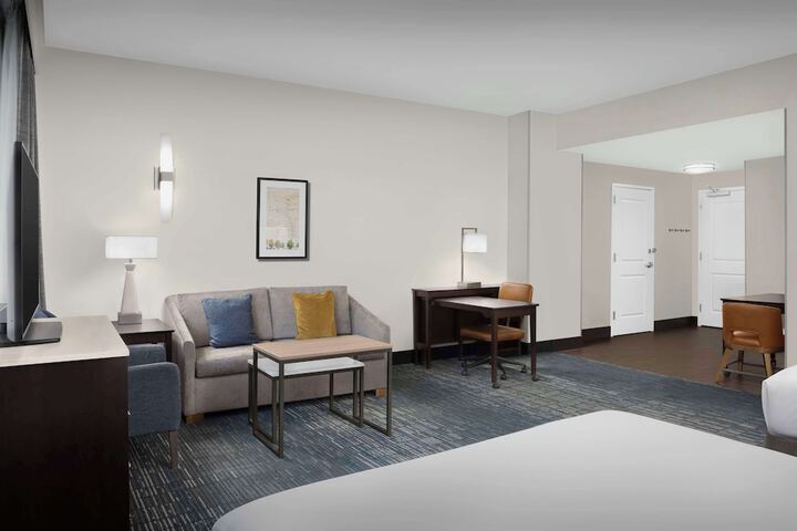 Room 17 of 48