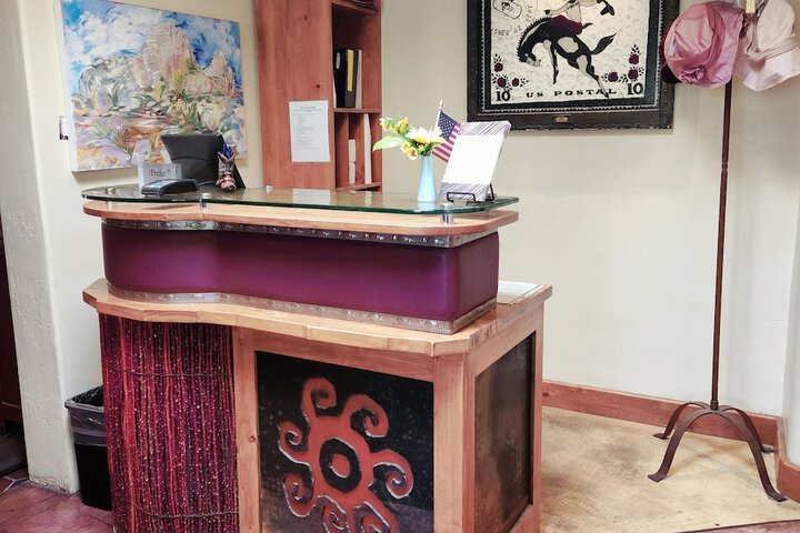 Hacienda Del Sol Guest Ranch Resort