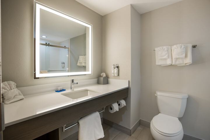 Holiday Inn Express Hotel & Suites PERRY by IHG